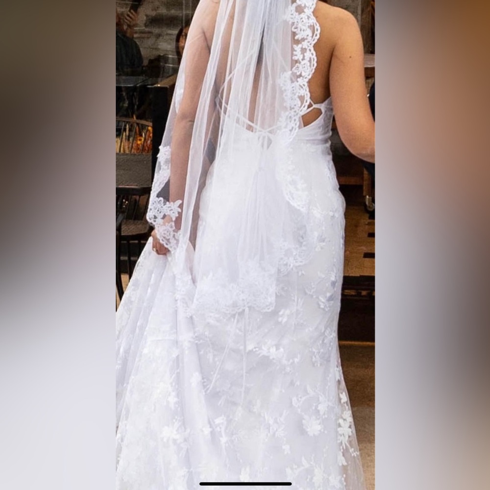 Elegant White Floral Lace Dress